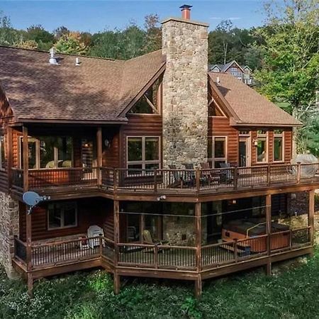 Luxurious Chalet! Hot-Tub, Bonfire & Ideal Location For Skiing & Town Vila Ellicottville Exterior foto