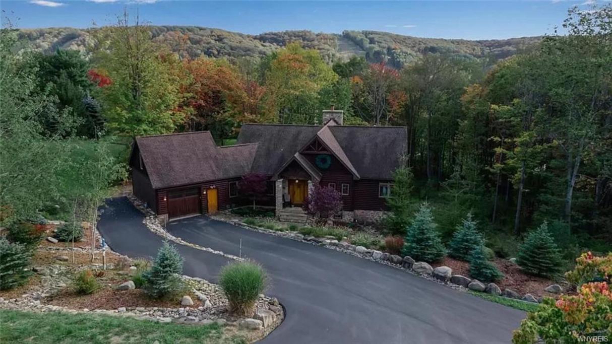 Luxurious Chalet! Hot-Tub, Bonfire & Ideal Location For Skiing & Town Vila Ellicottville Exterior foto